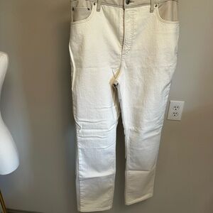 Abercrombie & Fitch Off-White Slim Straight Ultra High-Rise Jeans